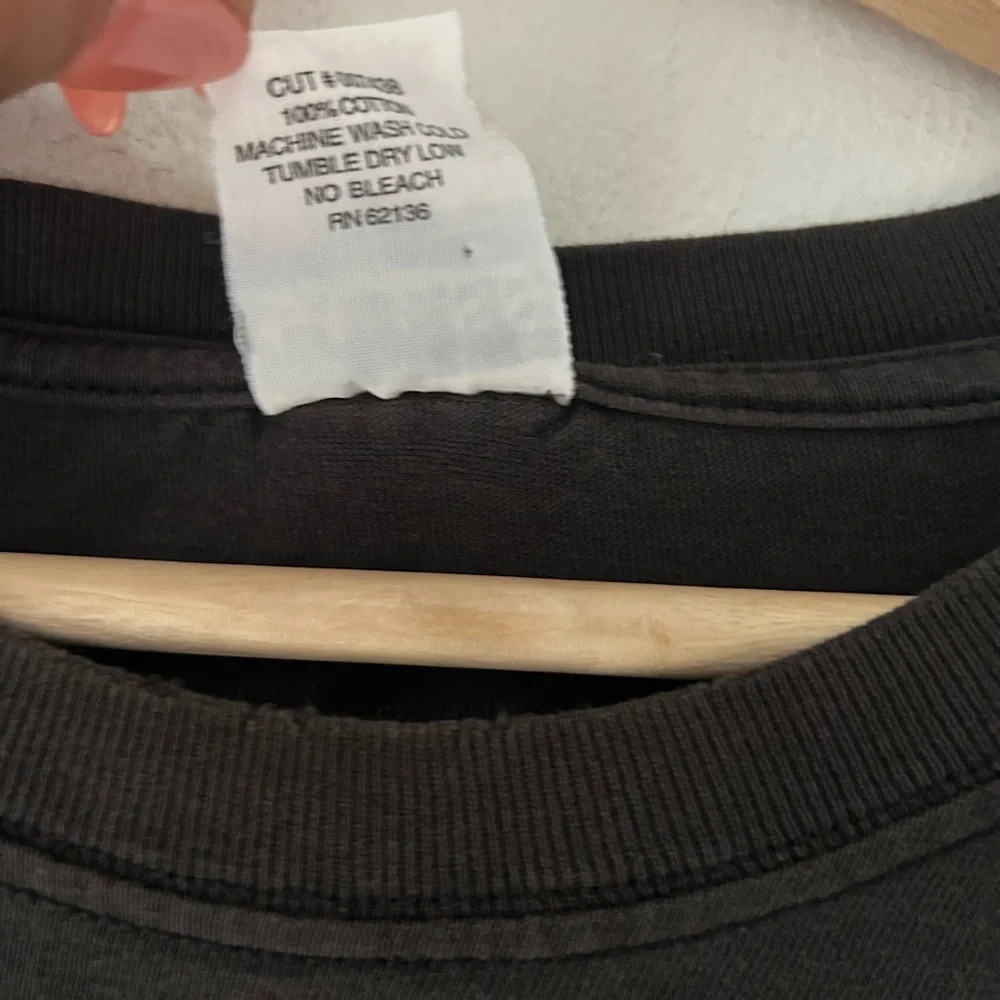 Vintage 90s Guess San Francisco XXL Cotton Black Graphic Tee for Men Shirt - Picture 3 of 4